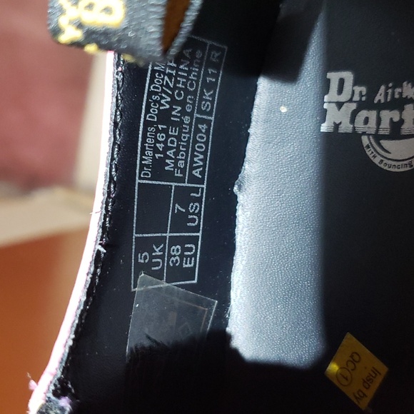 NEW Dr. Martens Leather pink oxfords....size 7 - Picture 8 of 8